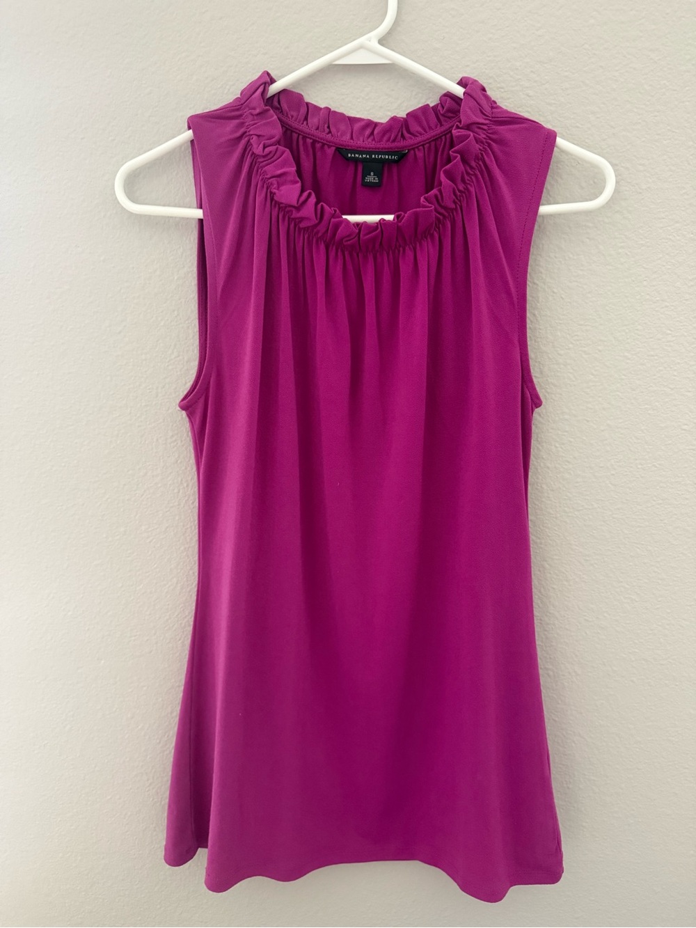 Banana Republic Sleeveless Ruffle-Neck Camisole - Magenta